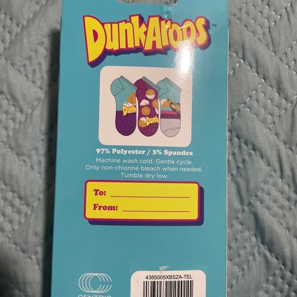 Dunkaroos no show socks shoe size 4-10 new in package.